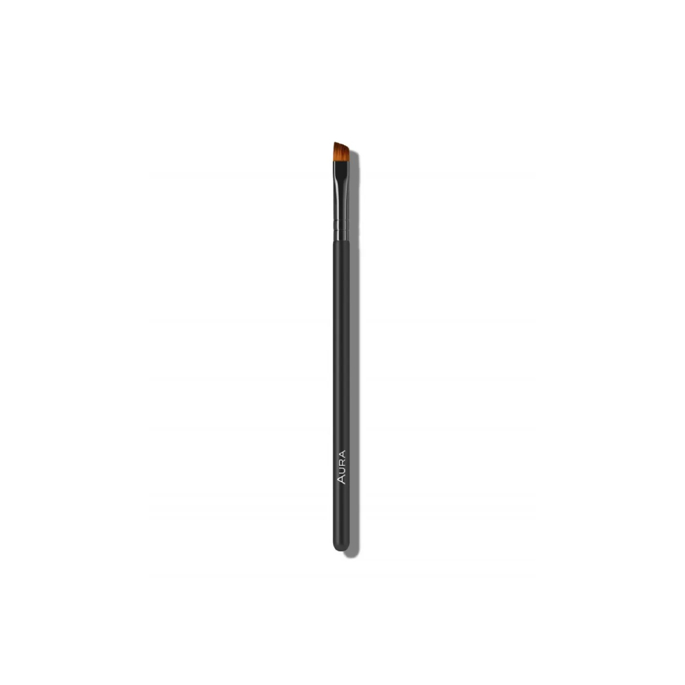 AURA SMALL ANGLED Скосена четка за сенки за очи.