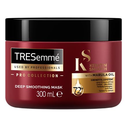 TRESEMME KERATIN SMOOTH Маска за непокорна и хвърчаща коса, 300мл.