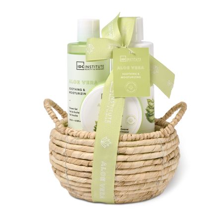 IDC INSTITUTE ALOE VERA Комплект Душ гел, 200 мл + Лосион за тяло, 200 мл + Скраб за тяло, 110 мл