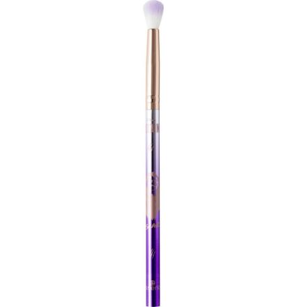 ESSENCE DISNEY VILLAINS SCAR Четка за преливане на сенки