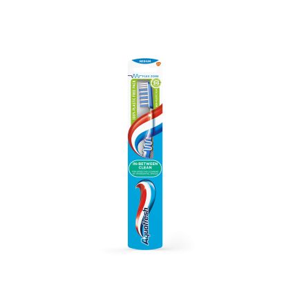 AQUAFRESH IN BETWEEN CLEAN MEDIUM Четка за зъби