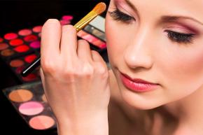 Запознайте се с актуалните грим тенденции през месец май! 